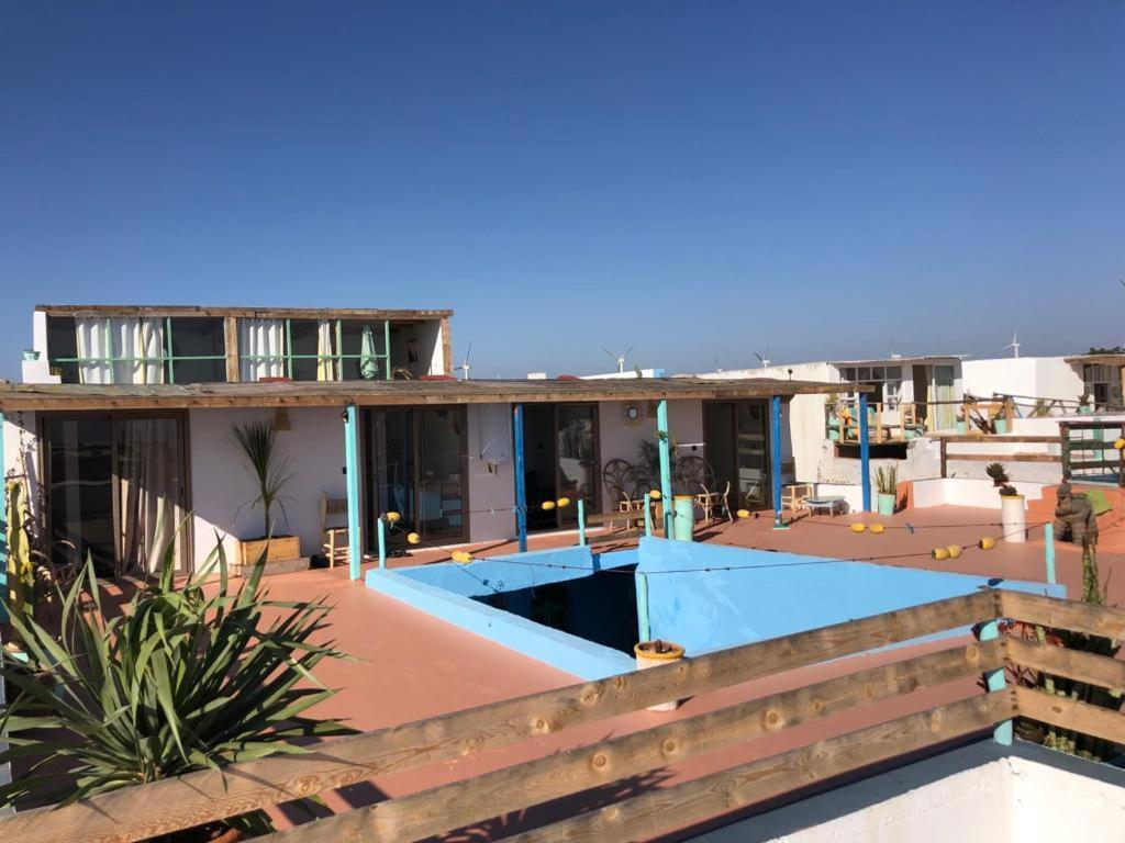 Хостел Surf Housemaroc Эс-Сувейра Экстерьер фото